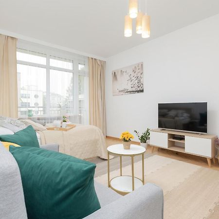 Bright Apartment Warsaw Srodmiescie By Noclegi Renters Exterior photo